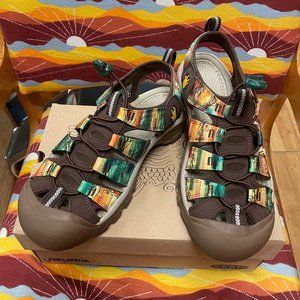 Newport Retro Banyan Tree Grateful dead collab